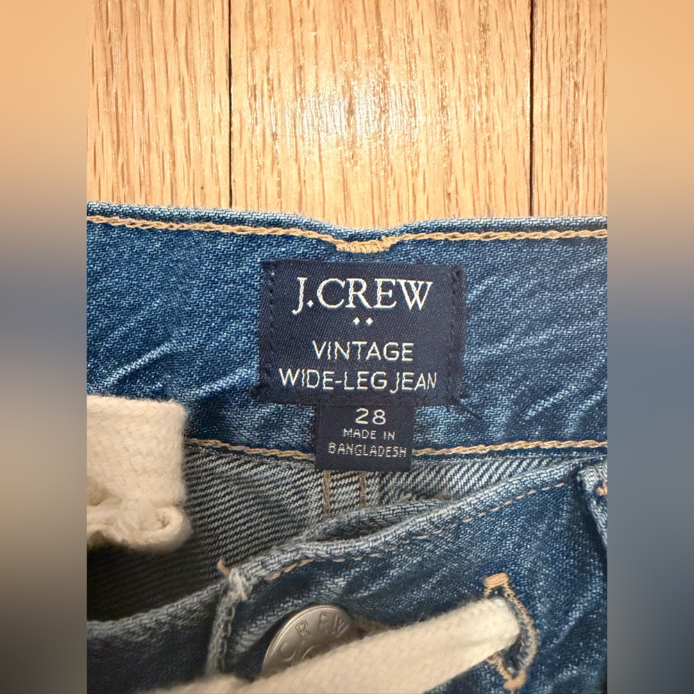 J. Crew Women’s Vintage Wide Leg Jean (Size 28) - Picture 3 of 3